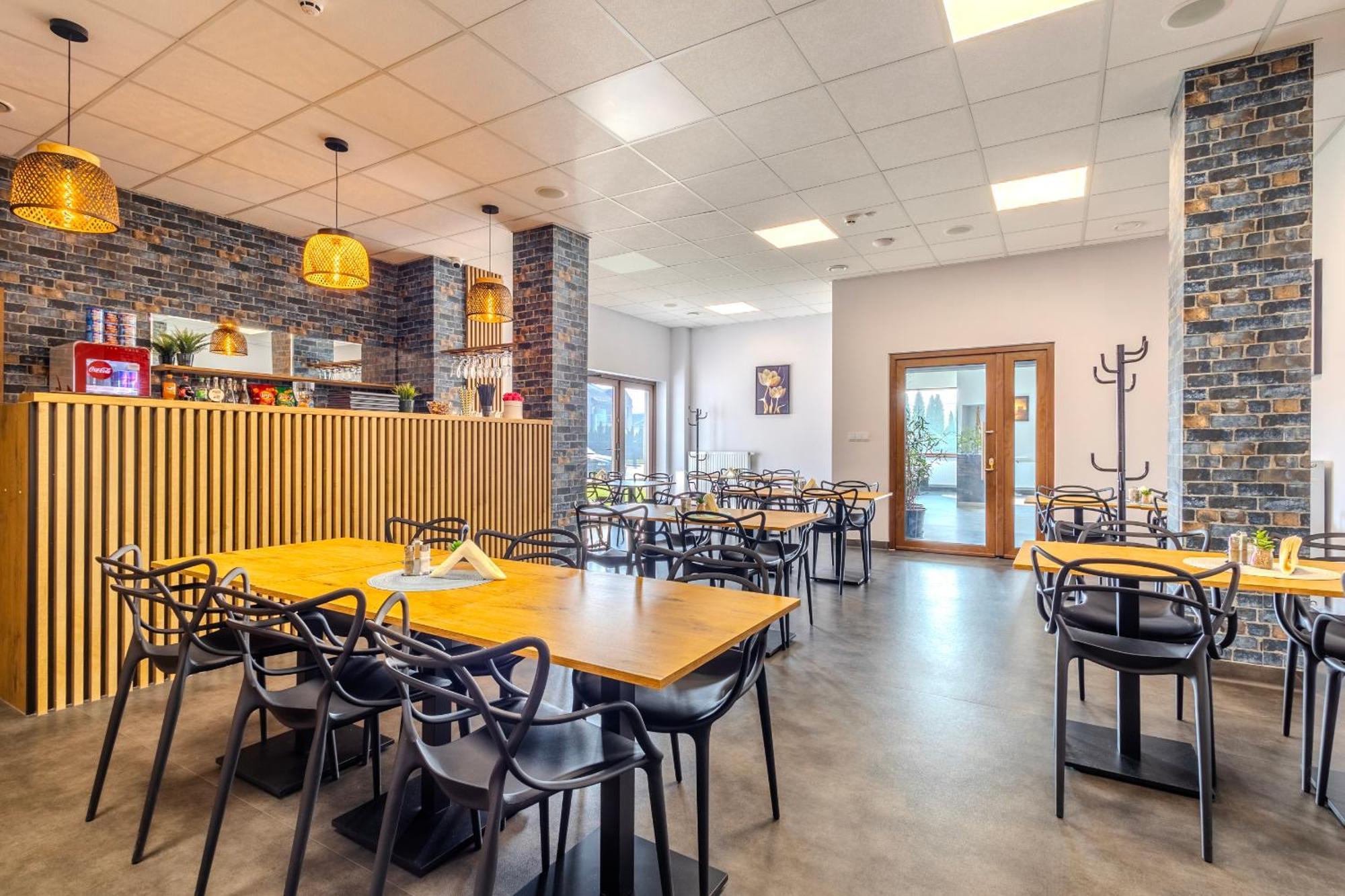 Hotel A4 Wroclaw - Bielany Bielany Wrocławskie エクステリア 写真